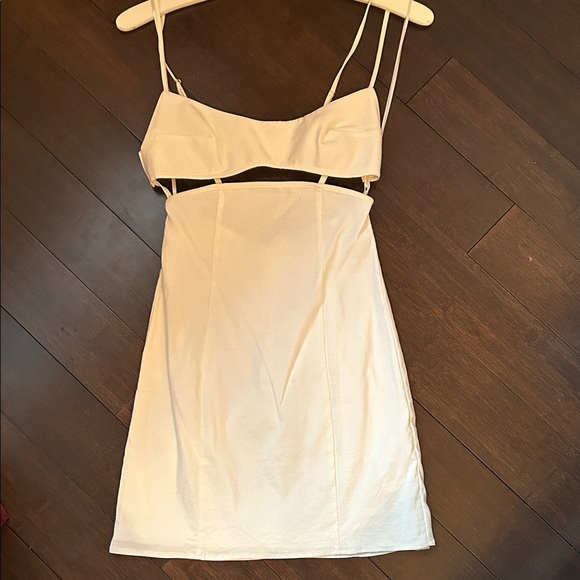 Zara Dresses & Skirts - Zara white dress